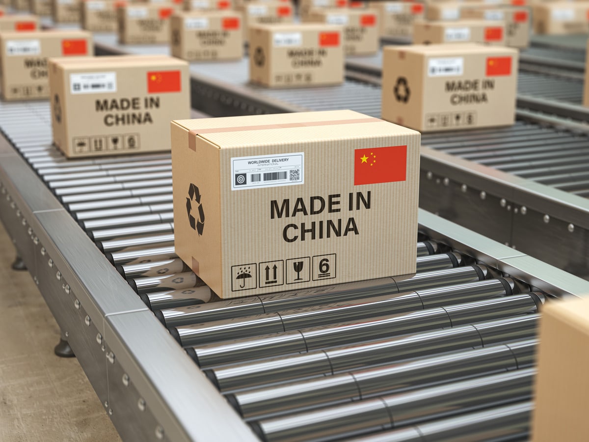 Moving Manufacturing Out of China: Opportunities & Risks in 2024